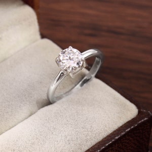 Moissanite Ring, 7 MM Round Cut Moissanite Ring, Sterling Silver Ring, Solitaire Ring, Wedding Ring, Engagement Ring, Diamond Ring