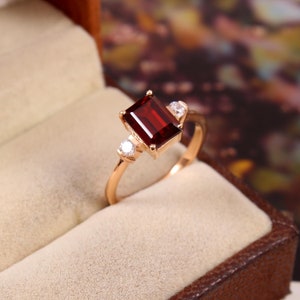 Garnet Ring, Natural Garnet Ring, Genuine Gemstone,  925 Sterling Ring, Stacking Ring, January Birthstone, Bridal Ring, Garnet Jewelry