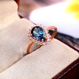 Vintage Natural London Blue Topaz Ring- Sterling SilverTopaz Engagement Ring For Women- Promise Ring- November Birthstone- Anniversary Gift