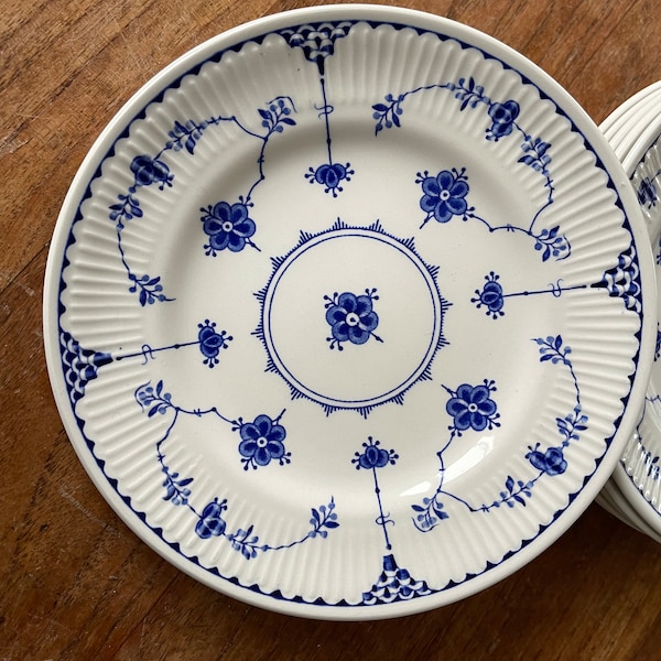 Przepiękny zabytkowy talerz na ciasto, chleb i masło z żelaznego kamienia "Denmark" Furnival's o wymiarach 17/18 cm - rzadkość!