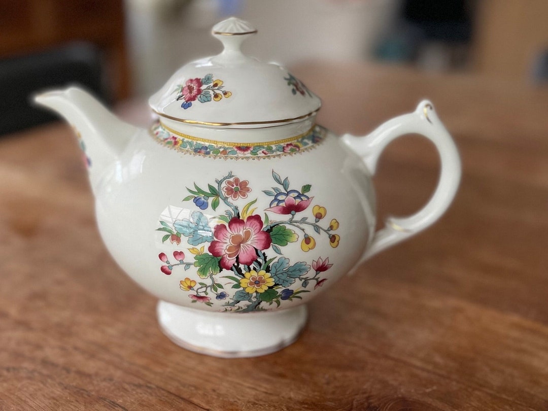 A Gorgeous Vintage Coalport Bone China- Ming Rose- Large