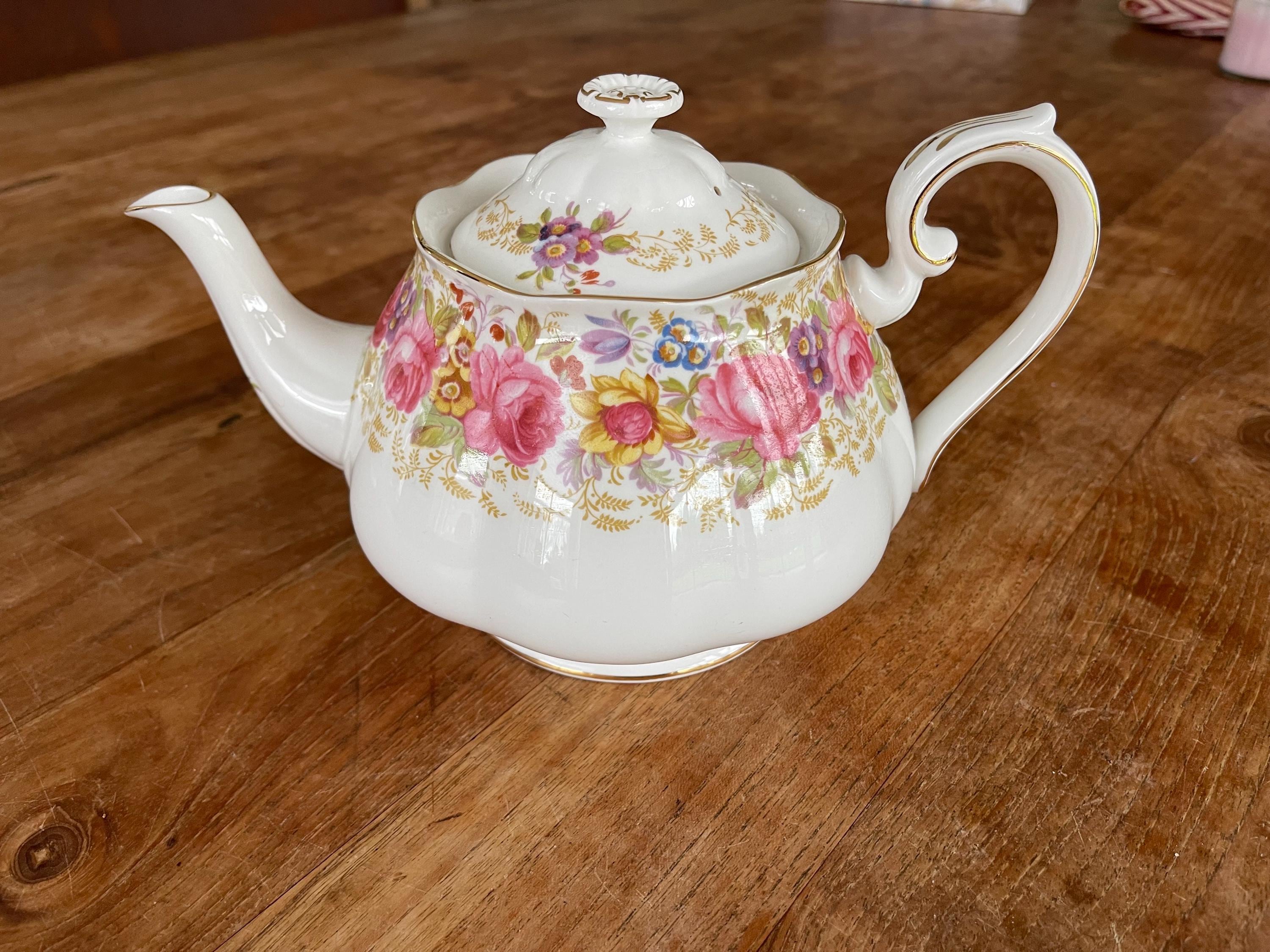 Serena Teapot - Etsy