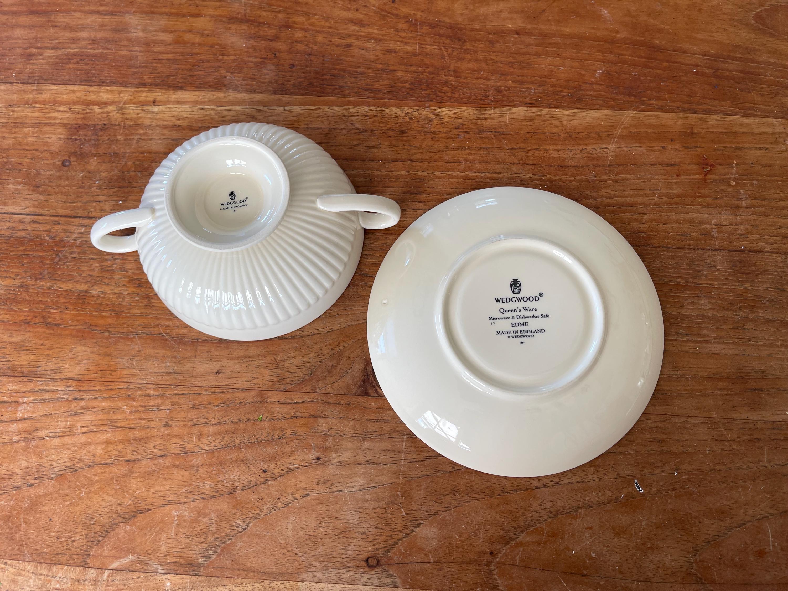 A Gorgeous Elegant Wedgwood Queen's Ware Edme Soup Bowl/soup Cup