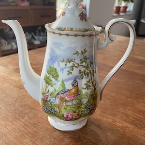 En vacker Royal Albert benporslin England Chelsea Bird hög tekanna/kaffekanna - hög tekanna eller kaffekanna - mellanstorlek 1 l - sällsynt!