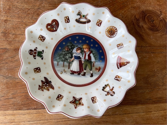 A Gorgeous Villeroy & Boch Hansel and Gretel Christmas Bowl