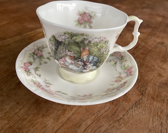 IRENAのために予約…ブランブリー・ヘッジ・デュオ8個、ロイヤル