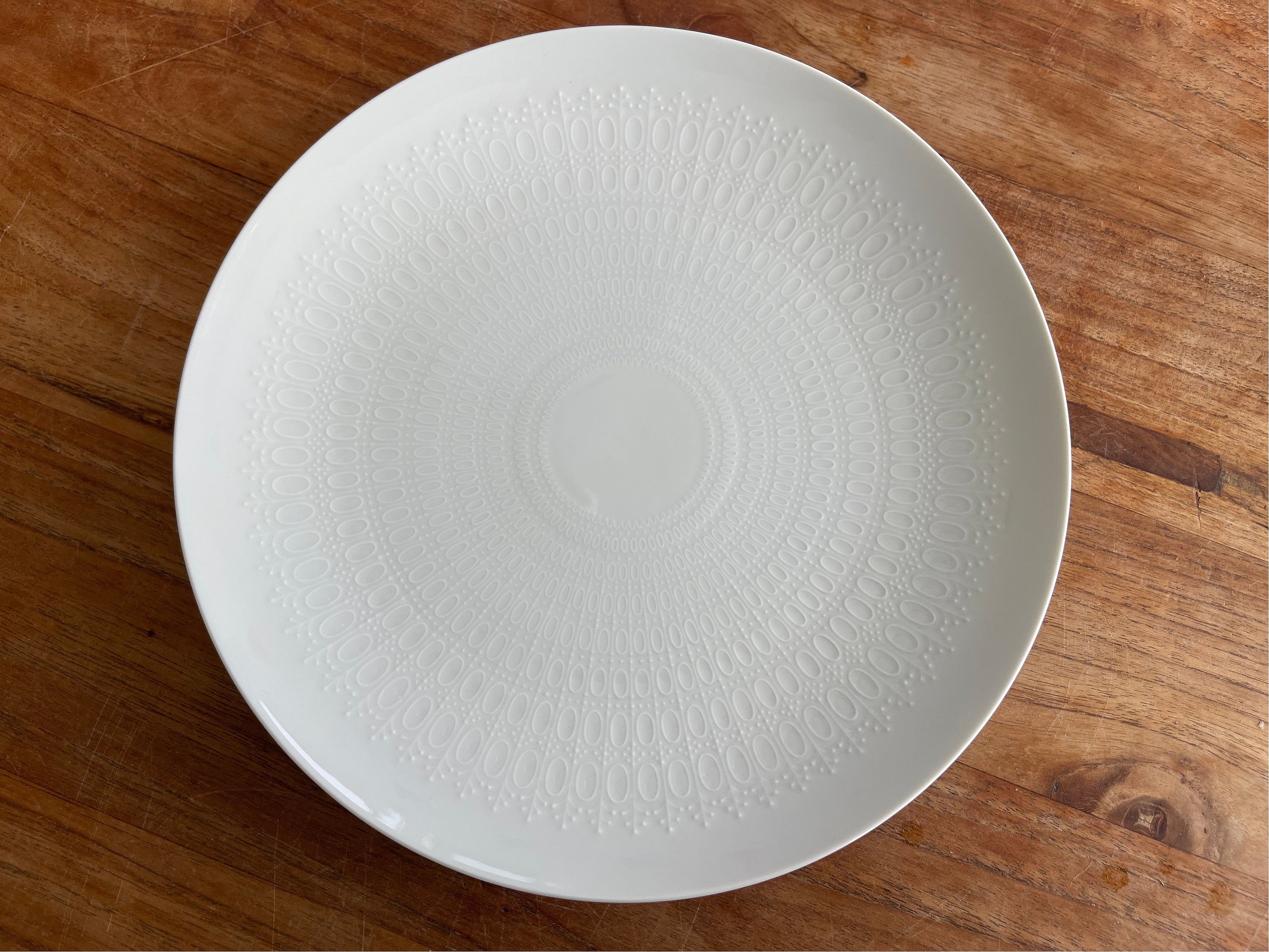 A Gorgeous Rosenthal Continental Romance White (romanze in Weiss