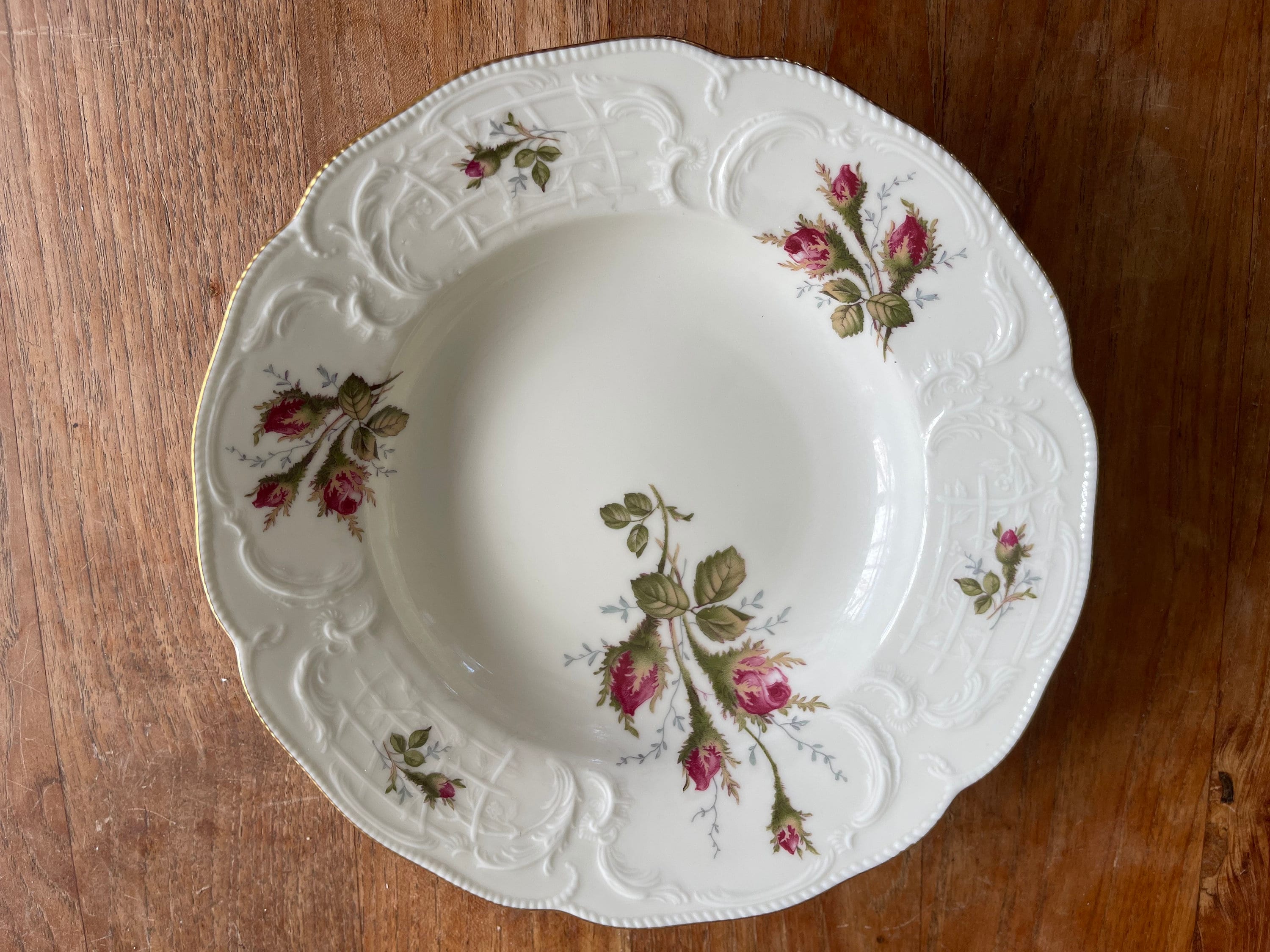 ゴージャスなローゼンタール サンスーシ クラシック ローズ アイボリー