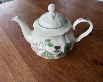 Seltmann Weiden Marie-Luise- "Waldbeere"- Beieren Duitsland- theepot- Teapot  1,1L- Rare!