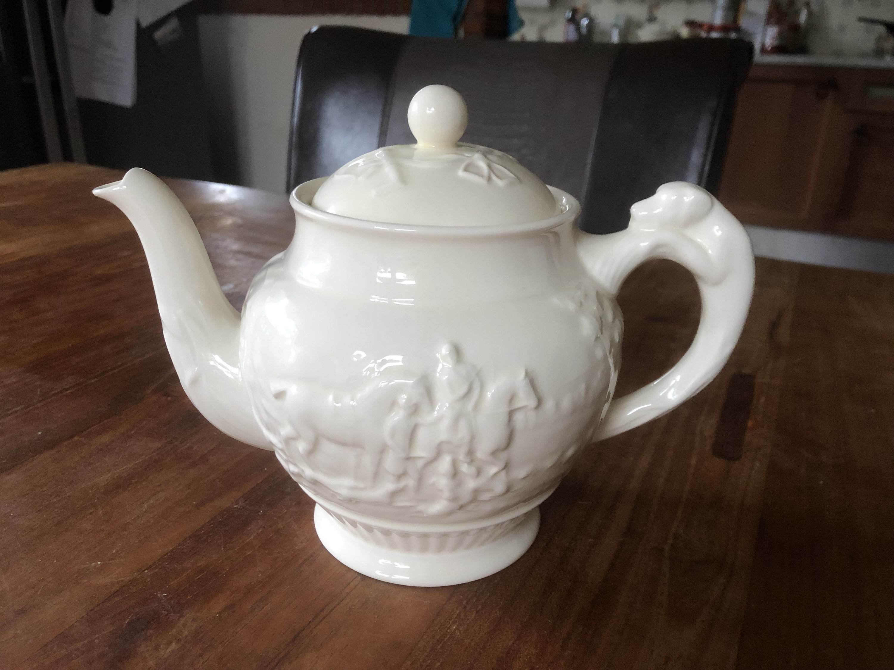 A Vintage Wedgwood Hunting Set Devonshire Large Teapot- Large
