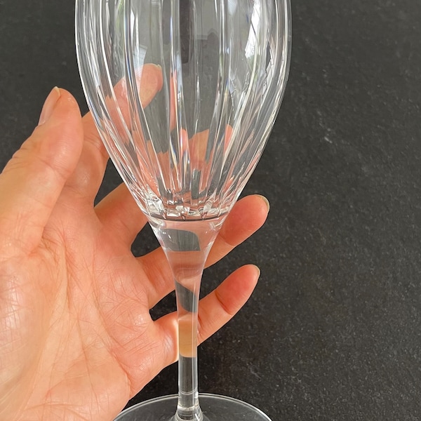 A Vintage Wedgwood Kristal Witte Wijnglas- Crystal White Wine Glas- Gesigneerd- Lead Crystal 24%- Deep Cut- Windsor- Rare!