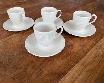 Set of 4 Elegant Vintage Wedgwood Windsor Teacups/Coffee Cups with Saucers - 170ml - Teacups/Coffee Cups and Saucers - Made in England