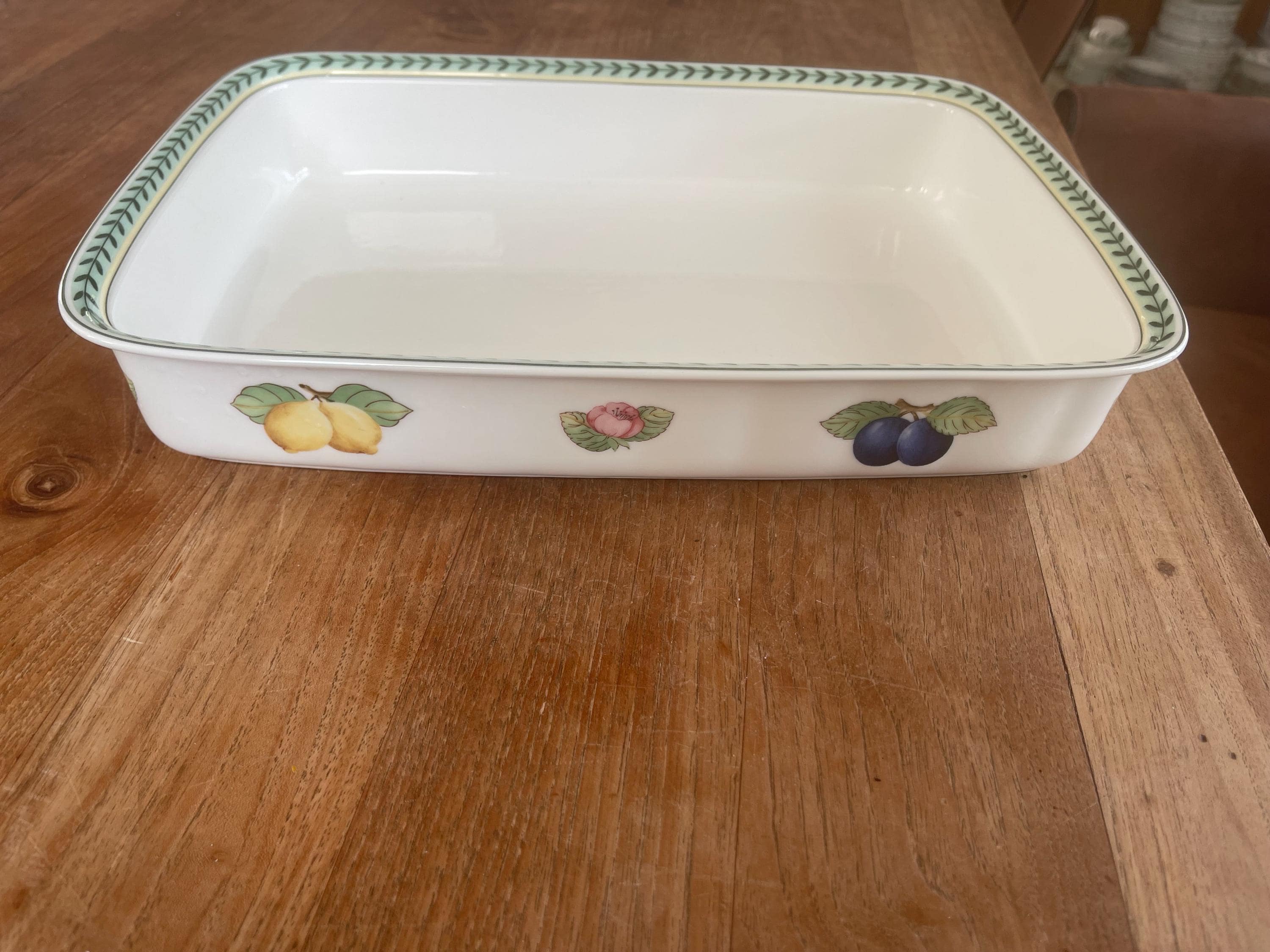 Villeroy & Boch フレンチガーデン　長方形ケーキ皿 フレンチガーデン フローレンス プレート21㎝