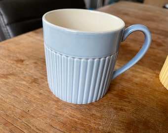 A Vintage Wedgwood Queen's Ware-Edme- Container Mok/Beker blikvormige- Mug for Tea or Coffee-Blue - Very Rare!