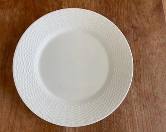 Rare Nantucket fine bone china by Wedgwood, white square Rare Nantucket fine bone china by Wedgwood, white square
