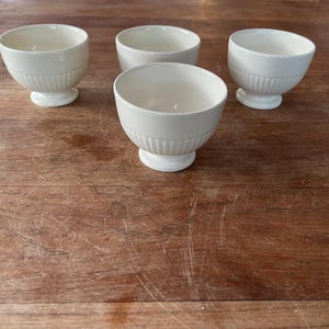 Set of 4 Gorgeous Vintage Wedgwood of Etruria & Barlaston-Edme Bowl/Dish on Foot- Footed Bowl-All Purpose Bowl- 9.5cm-Rare!