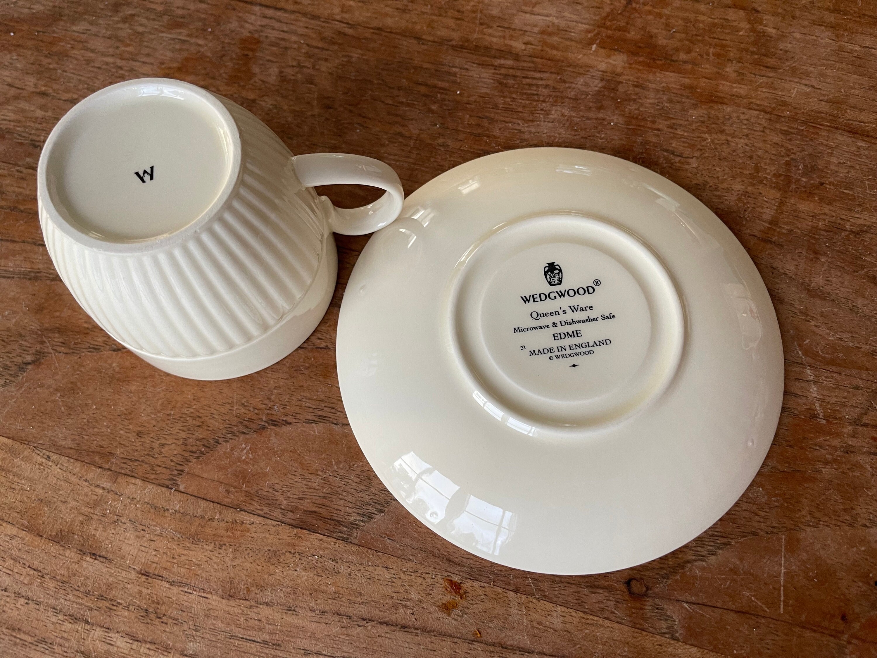 A Gorgeous Wedgwood Queen's Ware Edme Elegant Coupe Teacup