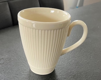 A Gorgeous Wedgwood Queen's Ware Edme Senseo Mug/cup - Small