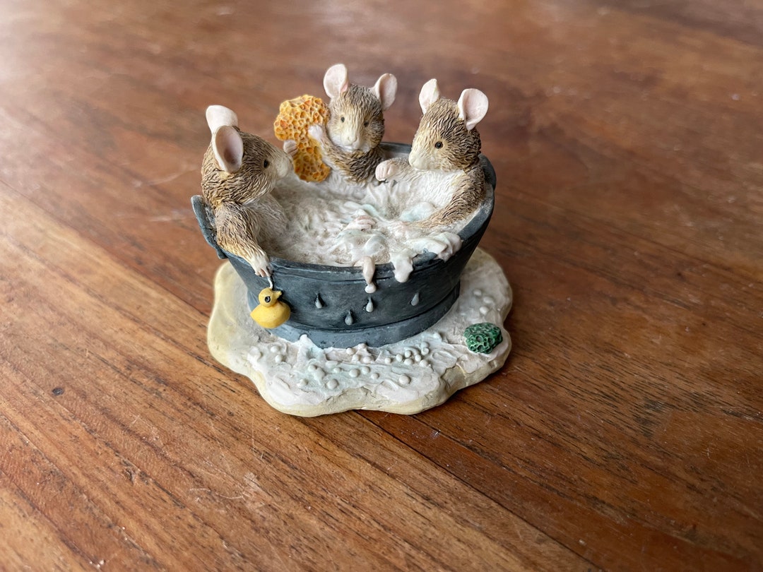 ボーダーファインアーツ ブランブリーヘッジ BH73 ベビーズ イン ザ バス Border Fine Arts- Brambly Hedge- Babies in the Bath- BH73