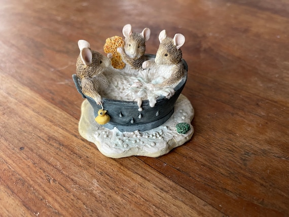 ボーダーファインアーツ ブランブリーヘッジ BH73 ベビーズ イン ザ バス Border Fine Arts- Brambly Hedge- Babies in the Bath- BH73