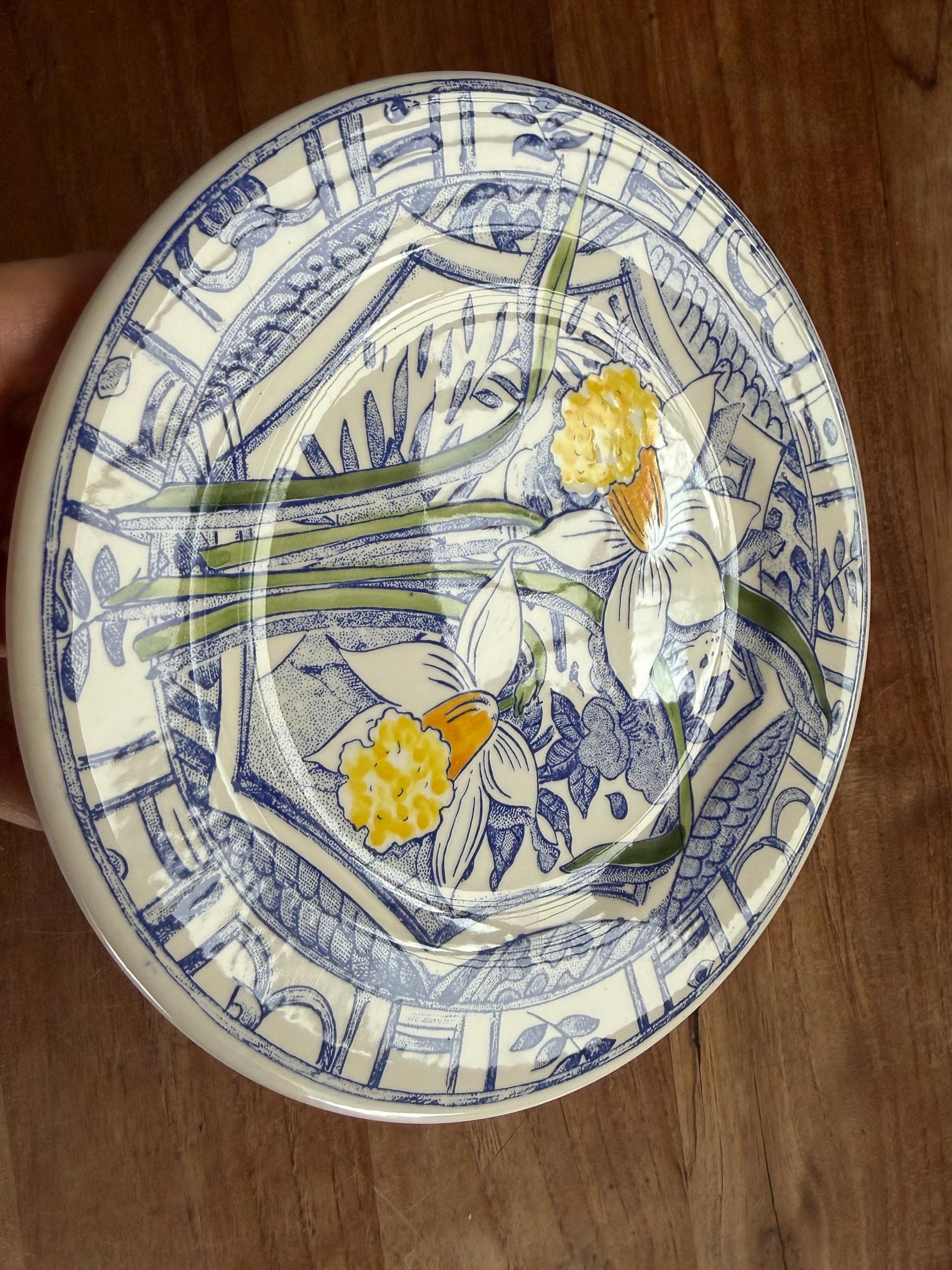 A Gorgeous Faiencerie De Gien France Oiseau Bleu Flowers-daffodil