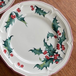 A Gorgeous Villeroy & Boch Holly Kerst Pastei Bord/Gebaksbord-Christmas Bread and Butter Plate-Side Plate-17cm-Hulst Decor-Rare