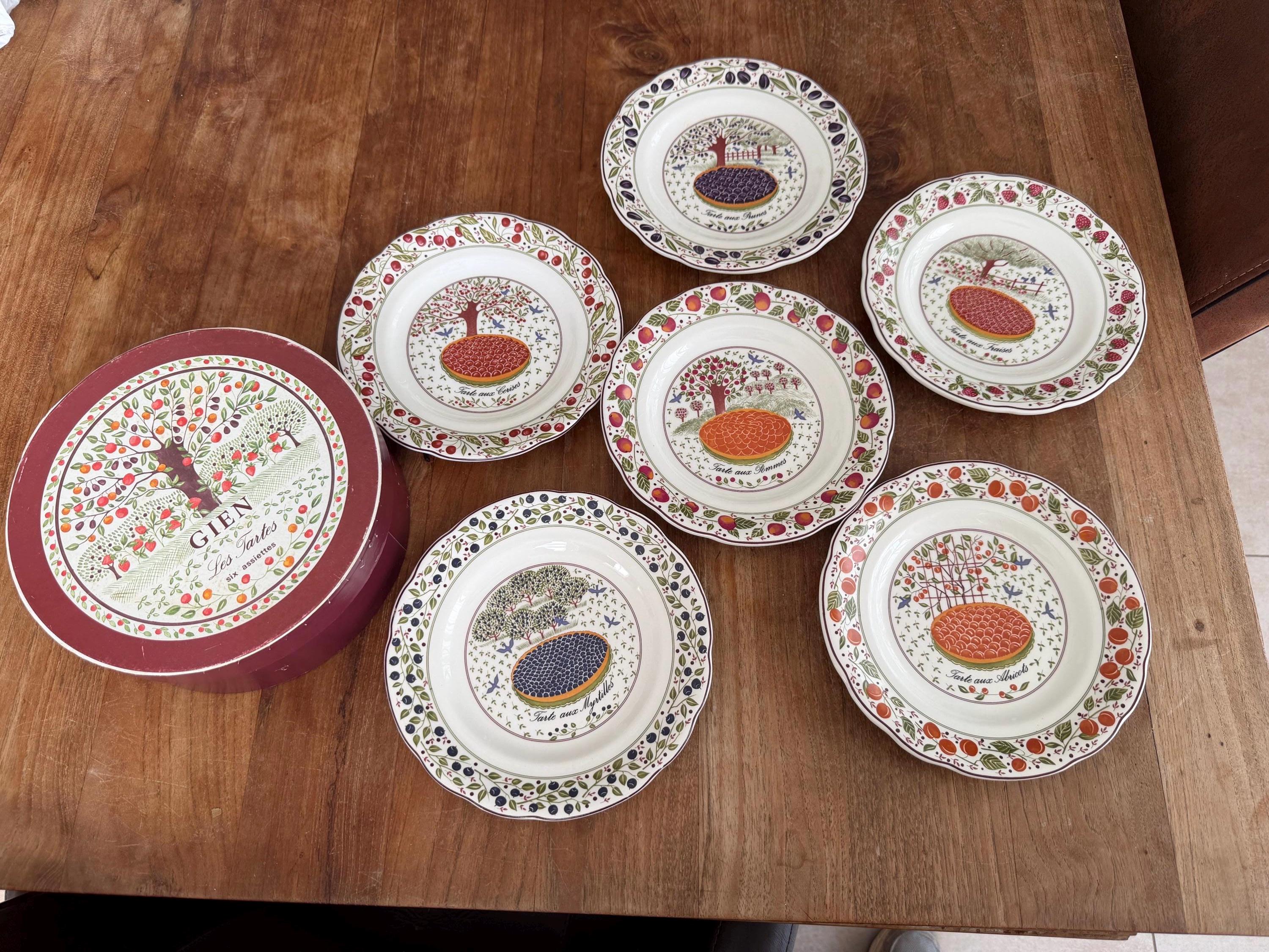 フランスGien社プレート8枚セット Set of 6 Gorgeous Gien France Les Tartes Breakfast Plate-breakfast