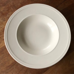 A Gorgeous Wedgwood Windsor Deep Soup/Pasta Plate with Smooth Edge- Deep Soup or Pasta Bowl/Plate - Made in England- 22.5cm- Smooth Rim