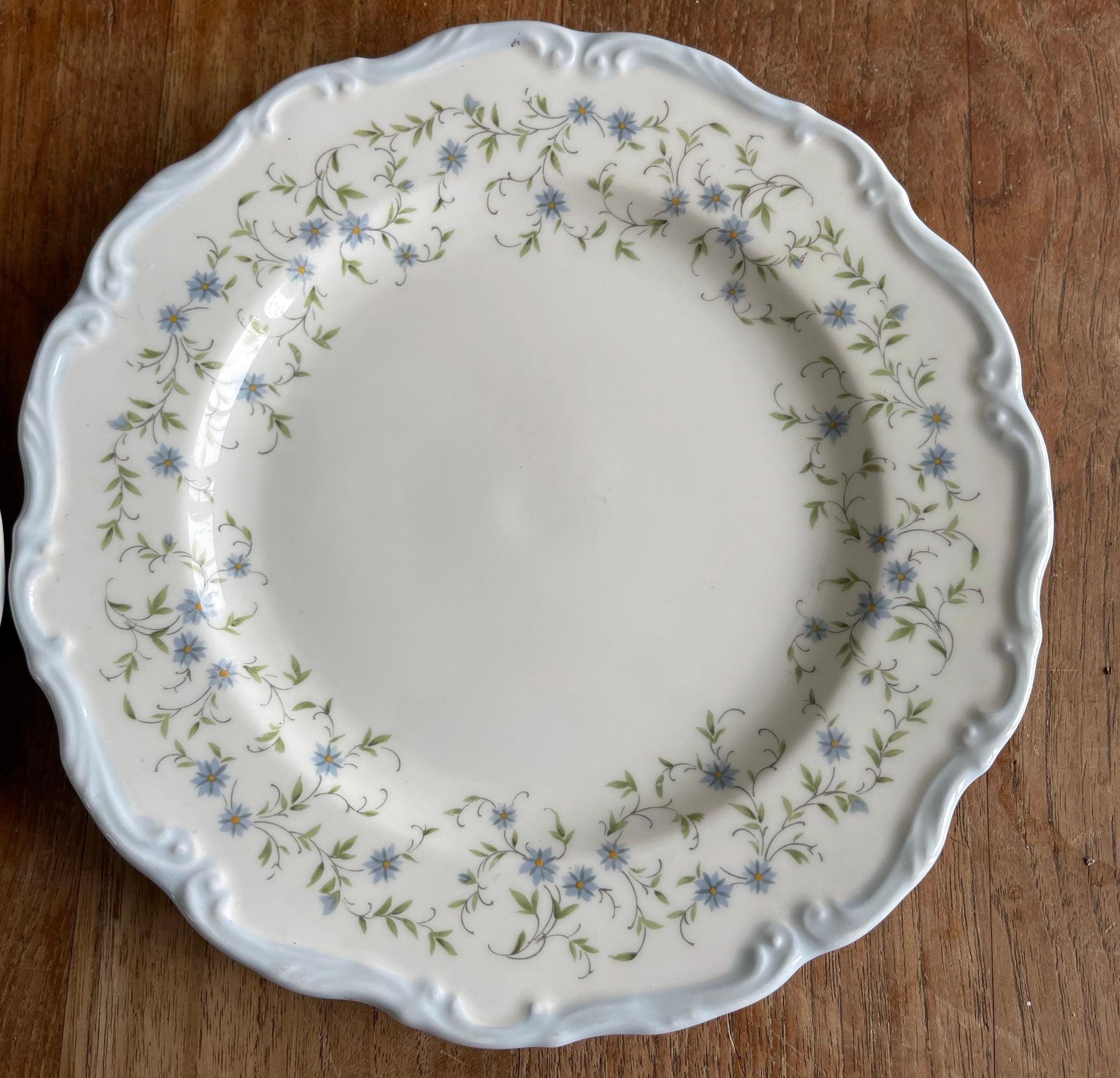 Royal Albert Caroline - Etsy