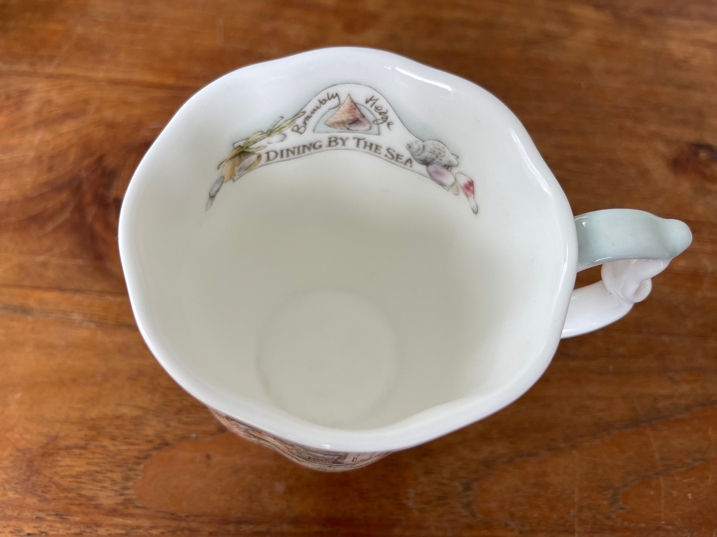 Collectible - A “dining by the Sea” Beaker/mug - Royal Doulton