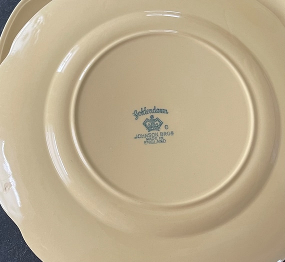 A Vintage Johnson Bros/brothers-golden Dawn-goldendawn-yellow