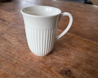A Gorgeous Wedgwood Queen's Ware Edme Senseo Mug/cup - Small