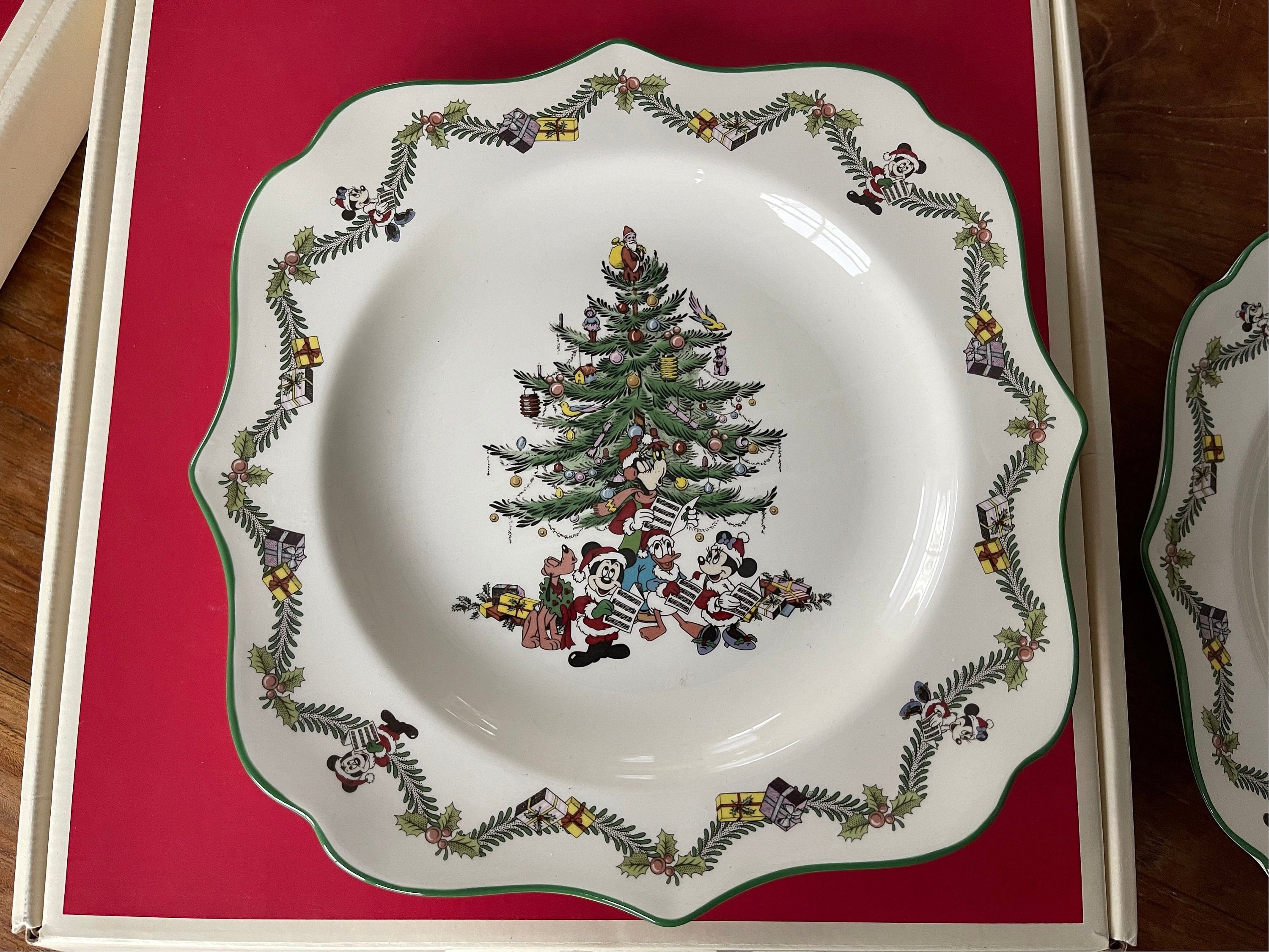 A Gorgeous Spode Christmas Tree Celebration Disney Showcase Breakfast Plate Disney Fancy Square Salad Plate 23cm Made in England Very Rare