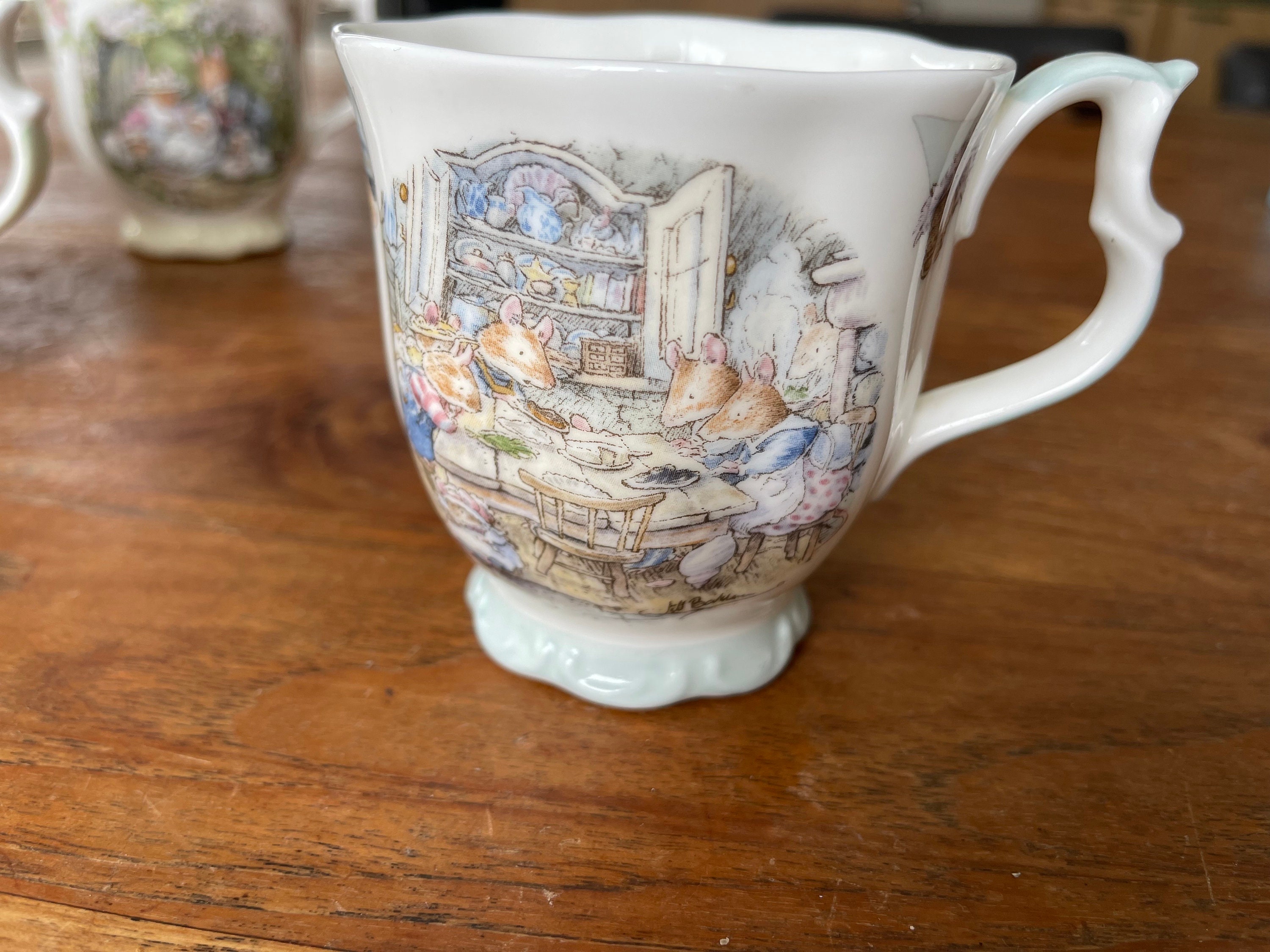 Collectible - A “Dining by the sea” beaker/mug - Royal Doulton Brambly Hedge Collection - designed by Jill Barklem