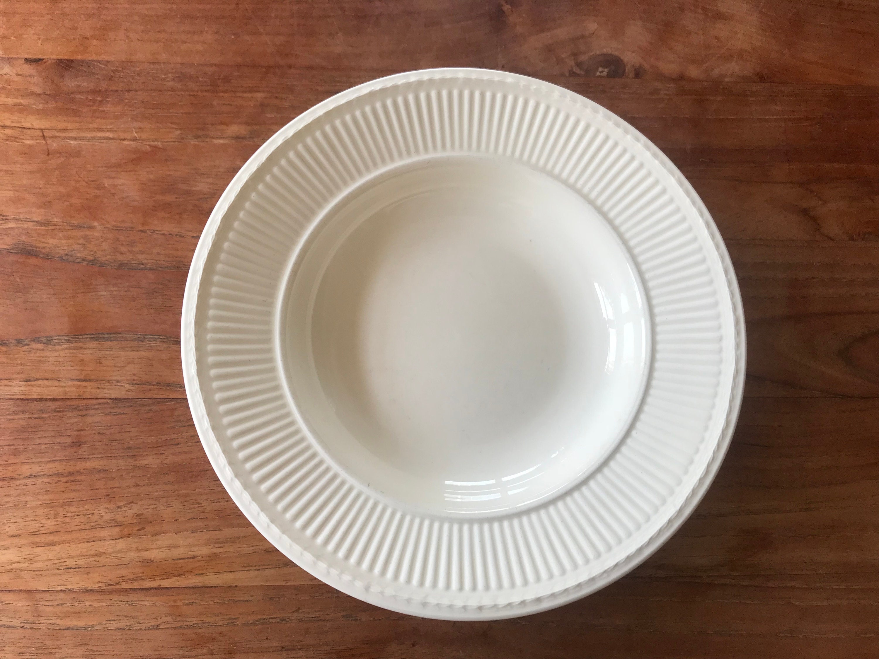 A Gorgeous Elegant Wedgwood Queen's Ware Edme Deep Plate - Soup or
