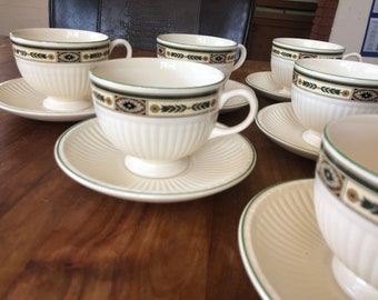 A Gorgeous Elegant Wedgwood Queen's Ware- Edme Groot Jug- Pitcher