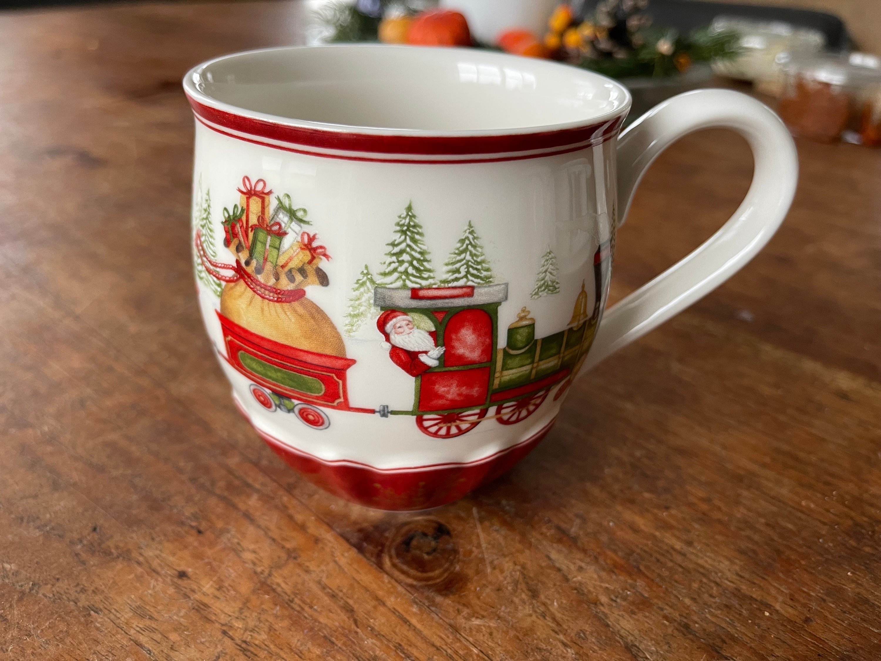 A Gorgeous Villeroy & Boch Groot Christmas Mug/cup- Annual