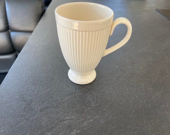 A Vintage Elegant Wedgwood windsor groot mok/beker op voet- Footed Mug for Coffee or Tea