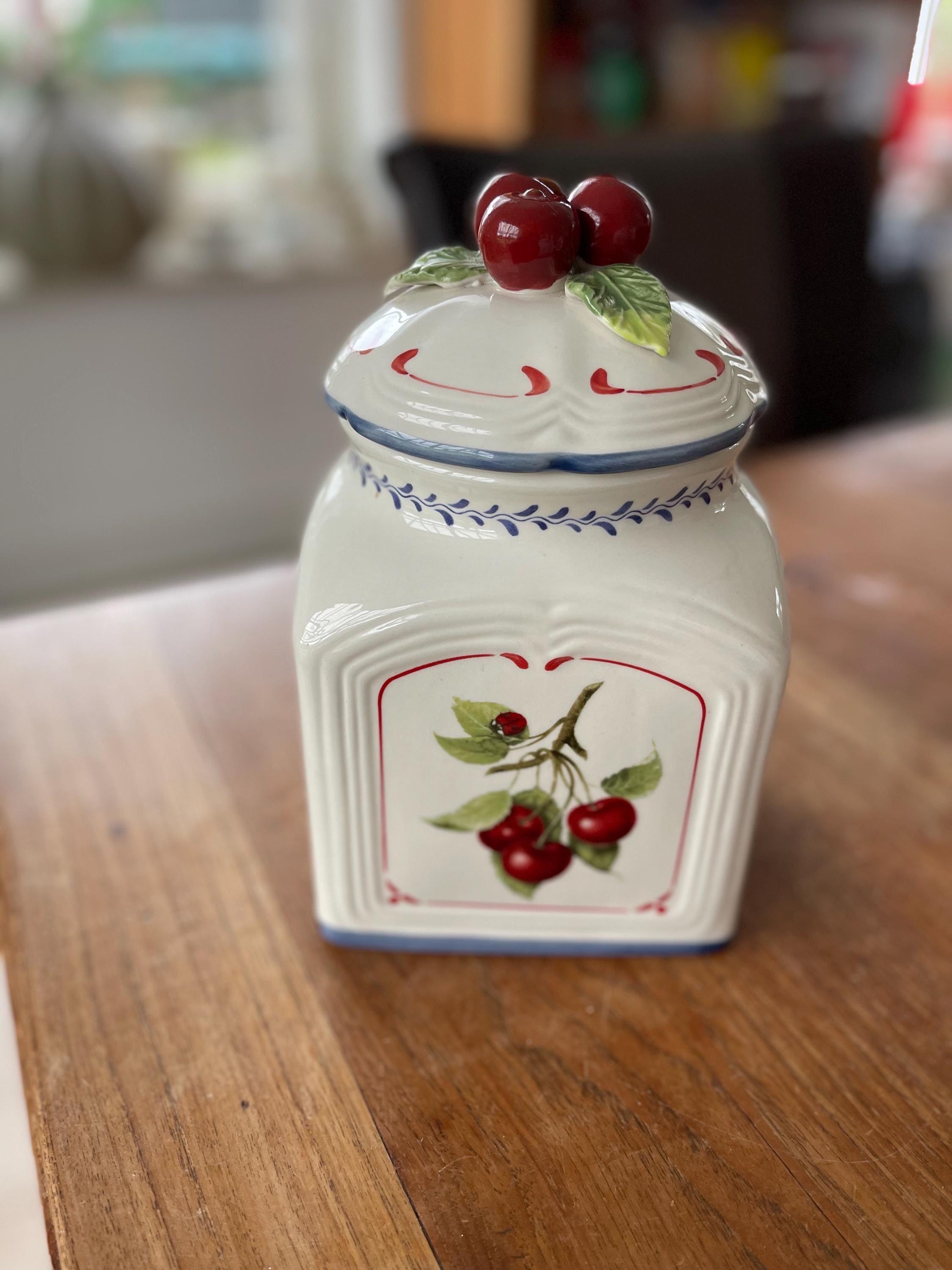 A Gorgeous Vintage Villeroy & Boch Country Collection Cottage