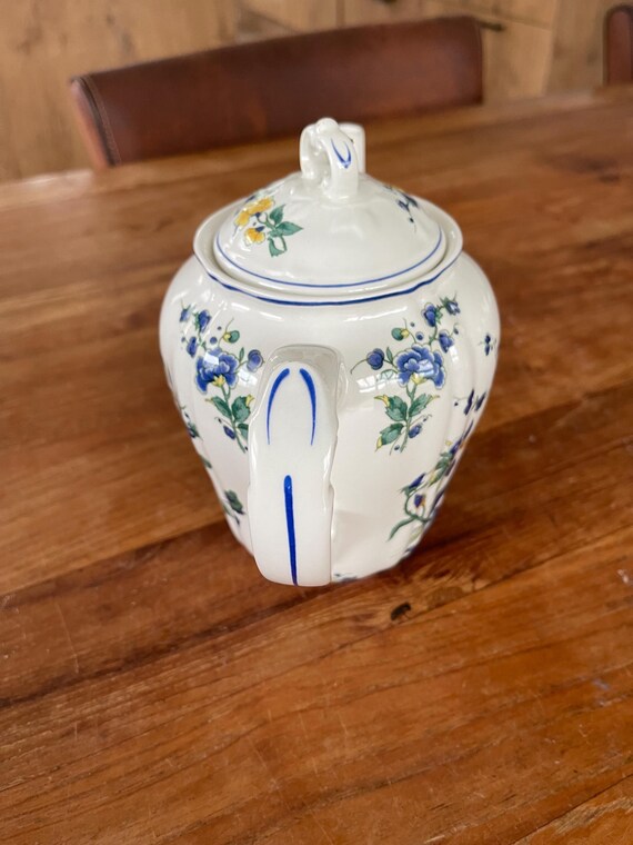 A Gorgeous Vintage Villeroy and Boch W-germany Phoenix Blau/blue