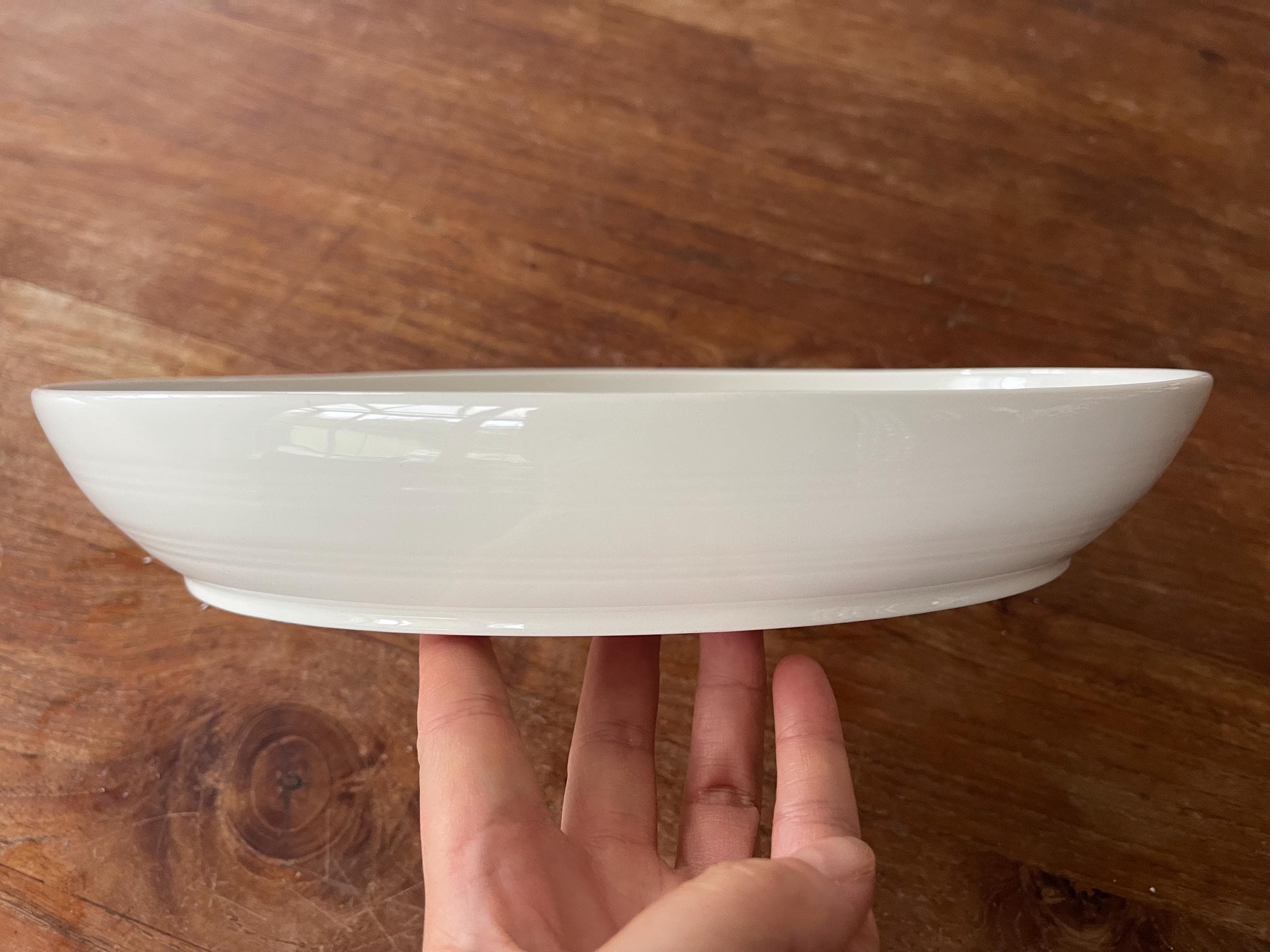 A Gorgeous Wedgwood Jasper Conran Casual Cream Oval Deep Dish