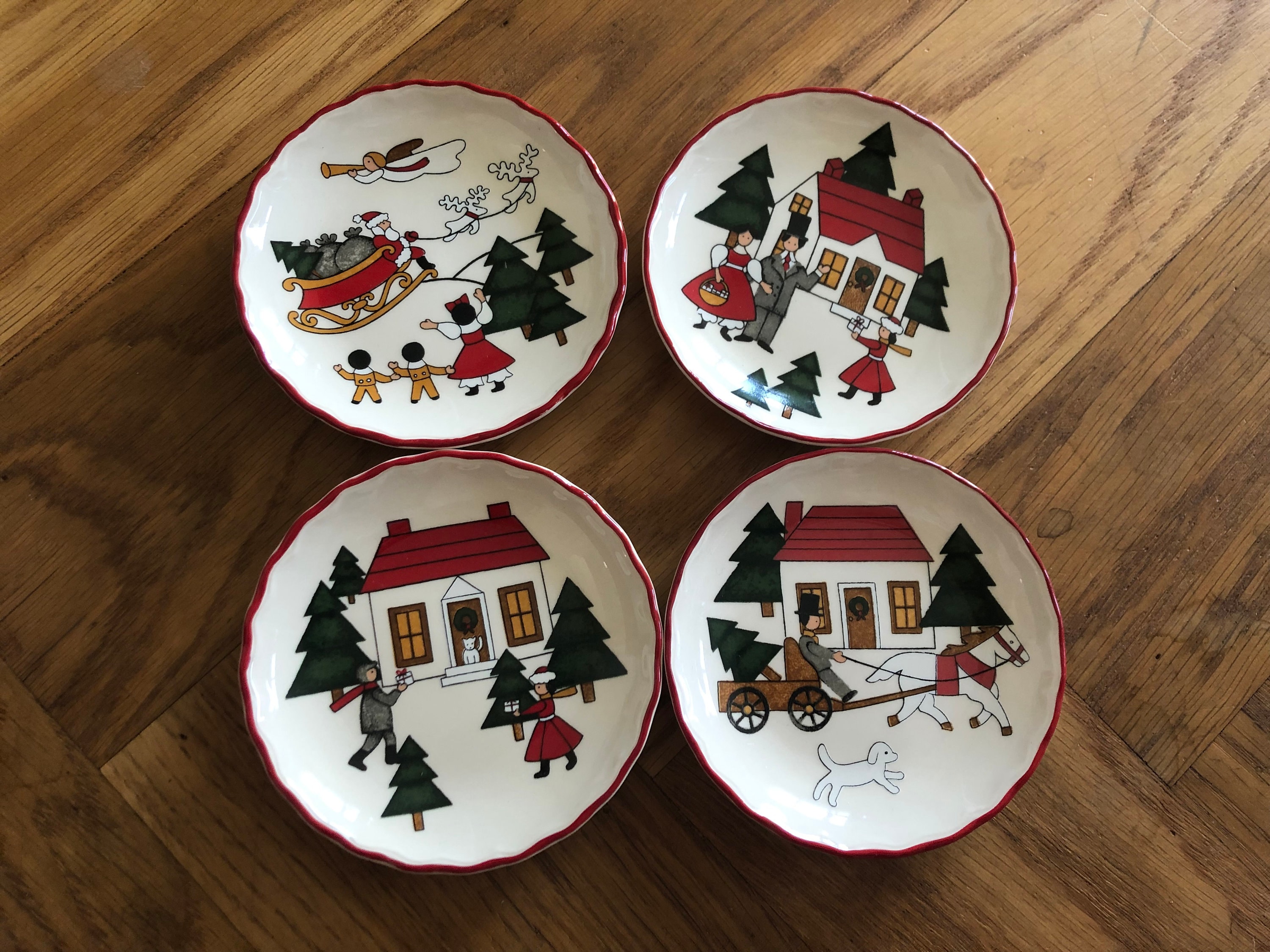 Set of 4 Gorgeous Wedgwood Mason's Ironstone 1983 Christmas
