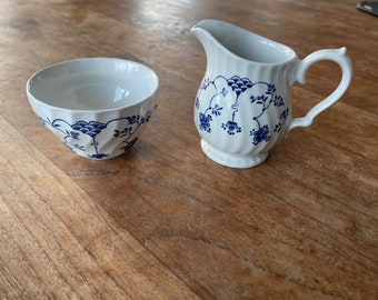 Vintage Finlandia Churchill-The Georgian Collection Sugar Bowl and Milk Jug- Sugar Bowl and Cream/Jug- Blue/White