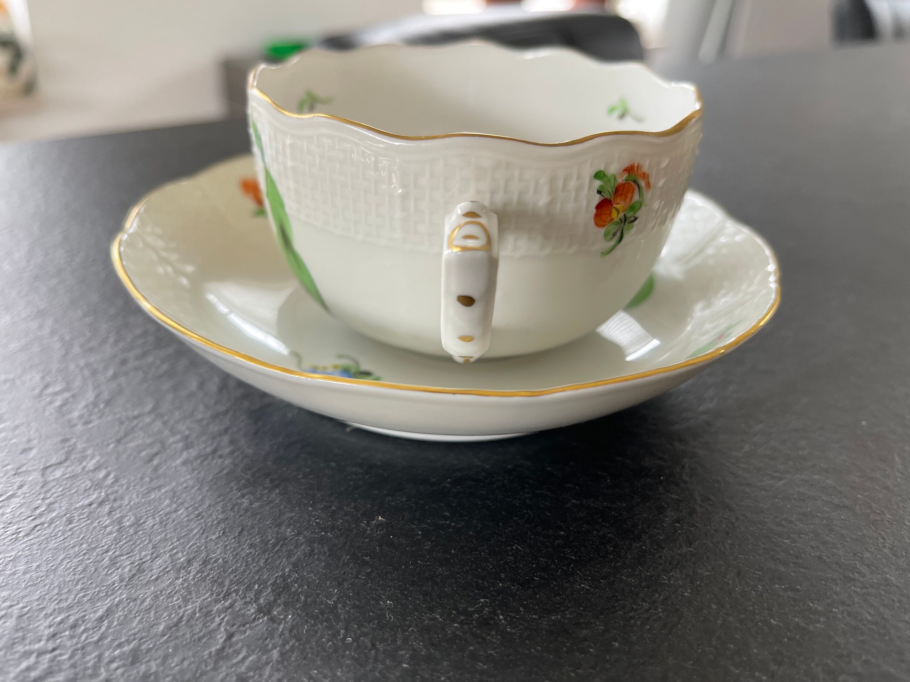 Gorgeous Vintage Herend Handpainted 