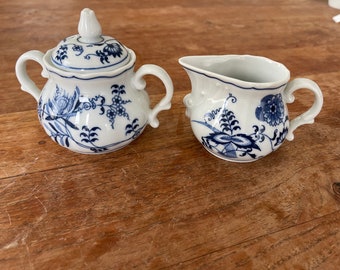 A Gorgeous Blue Danube Blue Onion Japan Sugar Bowl Milk Jug- Sugarpot and Creamer/Milk Jug- Blue/White