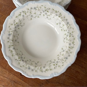 Royal Albert Caroline - Etsy