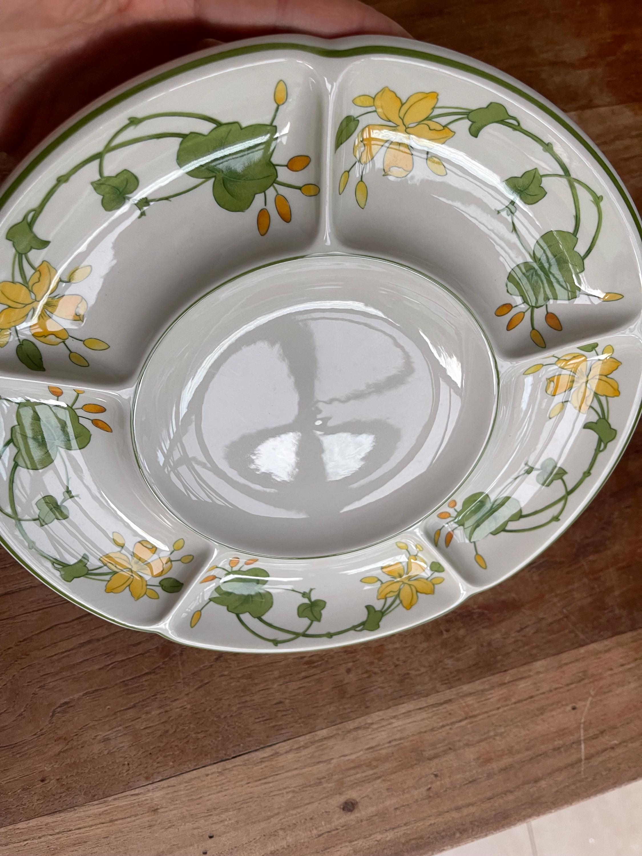 A Gorgeous Villeroy & Boch Old Geranium Serving Bowl/party Bowl