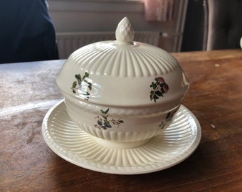 Eine wunderschöne Vintage Wedgwood of Etruria & Barlaston „Conway“-überzogene runde Butterdose-Butterschale-Butterschale-Sehr seltenes Sammlerstück!