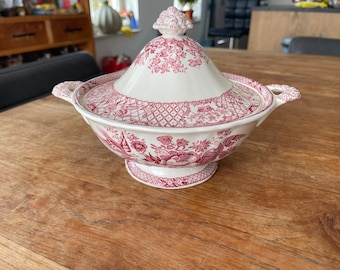 A Vintage Mason's Ironstone Stratford Pin Covered Bowl/Terrine- Covered Vegetable Tureen with Lid