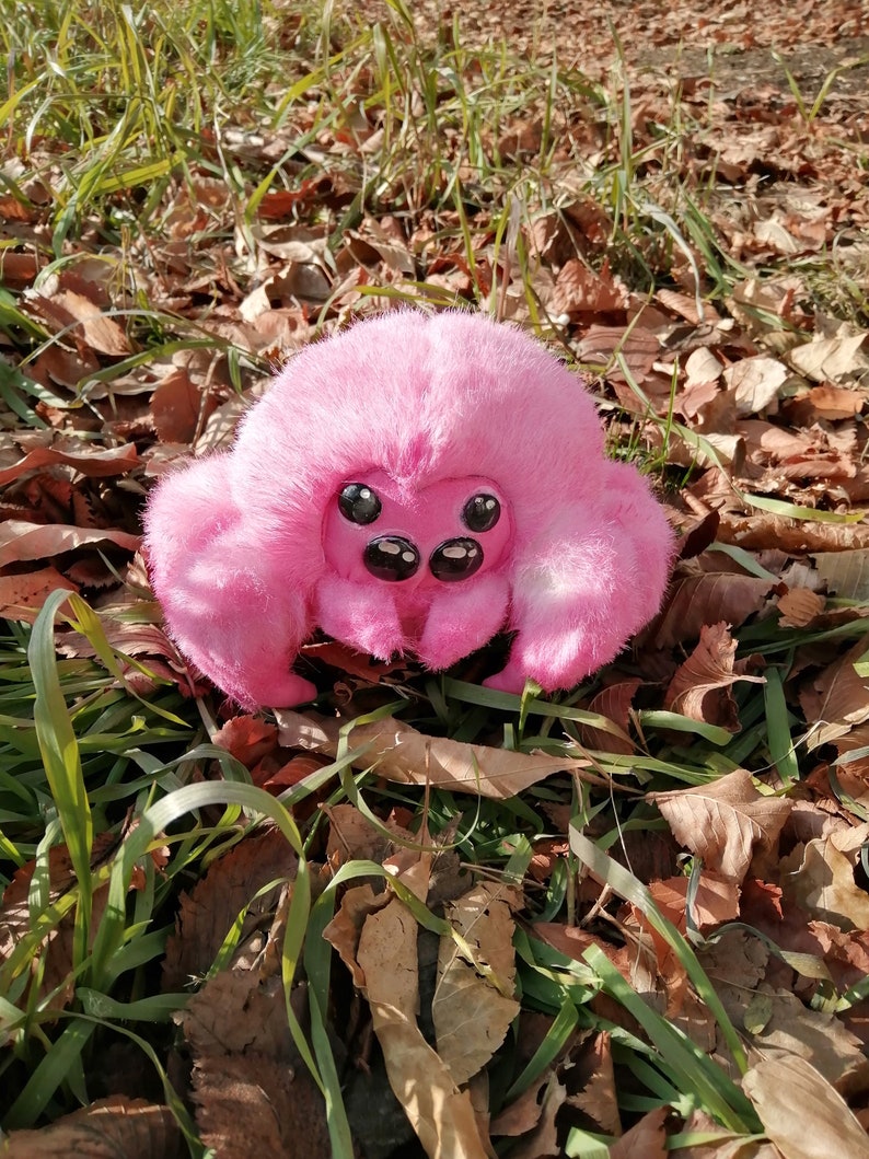 cute spider plush toy
